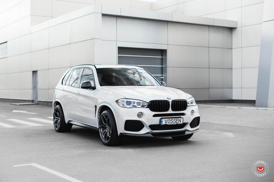 BMW X5 on Vossen Wheels (HC-3) 2017 года  (фото 3 из 22)